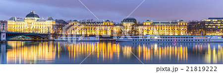 Lyon University bridge 21819222