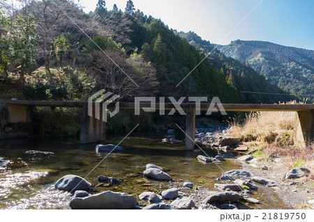 高知県四万十町 サワタリ沈下橋 高知県四万十町 サワタリ沈下橋 21819750