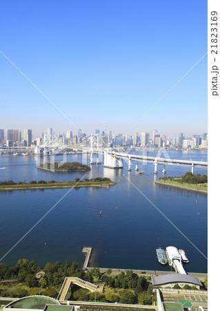 お台場から見たレインボーブリッジ 21823169