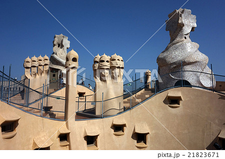 カサ・ミラ　屋上 21823671