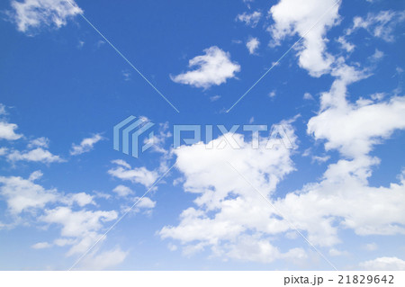 青空 空 雲 春の空 背景 背景素材 4月の写真素材