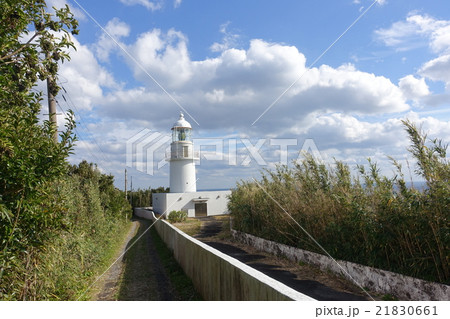 石積ケ鼻にある八丈島灯台 21830661