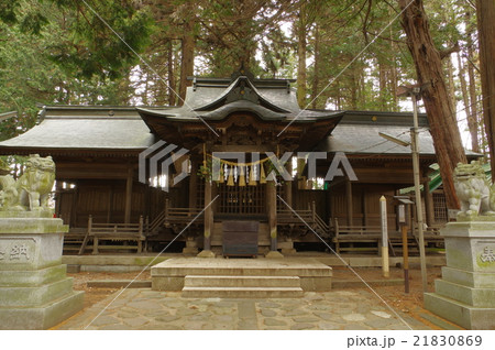 信州 岡谷の神社 東堀正八幡宮(柴宮八幡宮)拝殿 大隅流彫刻が素晴らしい拝殿と本殿がある神社 信州 岡谷の神社 東堀正八幡宮(柴宮八幡宮)拝殿 大隅流彫刻が素晴らしい拝殿と本殿がある神社 21830869