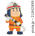 消防用ホースを構える消防士のコミカルでかわいい人物イラスト | いわたまさよし 21842899