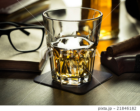 Whiskey on the rocks and scholar books Whiskey on the rocks and scholar books 21846182