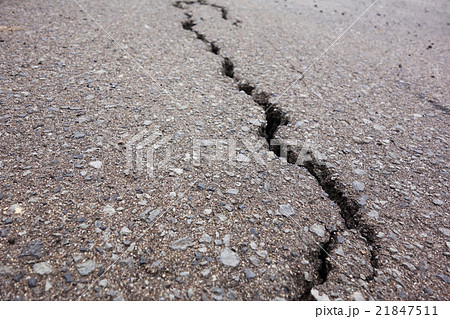 アスファルト　亀裂 21847511