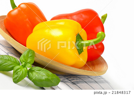 ripe bell peppers ripe bell peppers 21848317