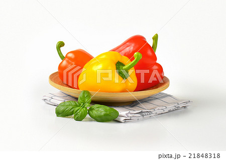 ripe bell peppers ripe bell peppers 21848318