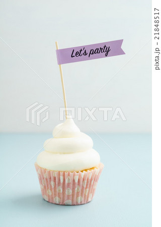 Party cupcake with buttercream 21848517