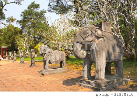 Stone statues in Minh Mang Tomb,Vietnam 21850216