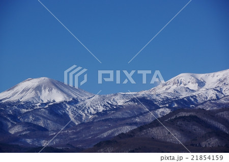 春の吾妻連峰 春の吾妻山の山脈 春の吾妻連峰 春の吾妻山の山脈 21854159