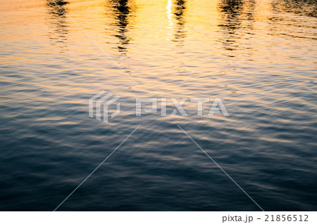 橋杭岩の夜明け（和歌山県の風景） 21856512