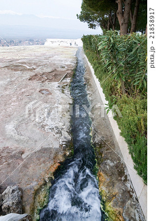 トルコ世界遺産　パムッカレの石灰棚 21858917