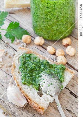 Bruschetta With Parsley Pesto Bruschetta With Parsley Pesto 21861656