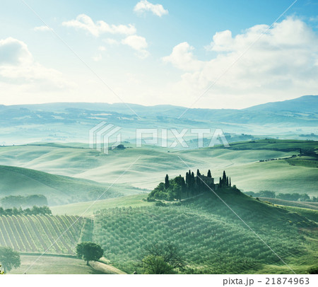 morning in Tuscany, Italy 21874963