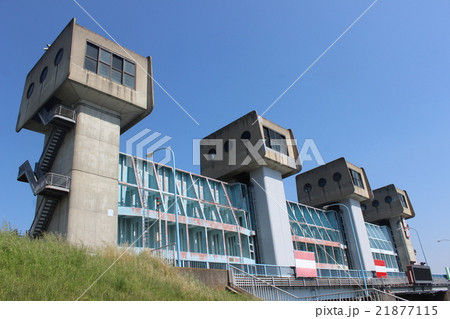 荒川　岩淵青水門 21877115