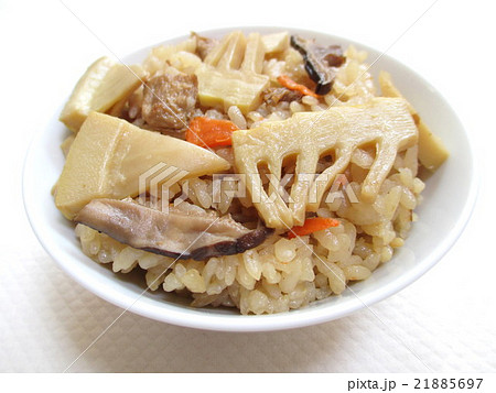 春の味覚のたけのこご飯 21885697