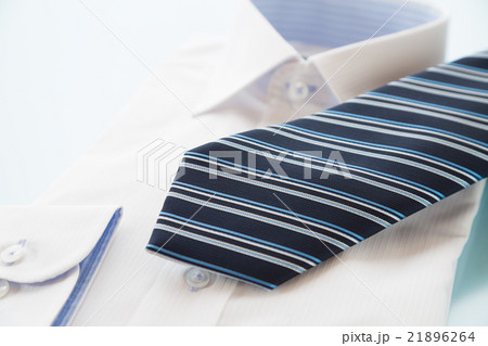 新しいシャツとネクタイ 新卒イメージ 新しいシャツとネクタイ 新卒イメージ 21896264