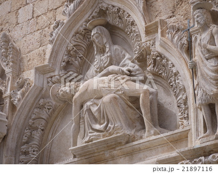 フランシスコ会修道院 21897116