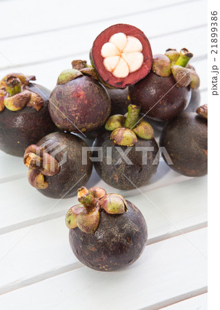 Mangosteen 21899386