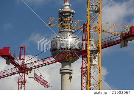 berlin landmarks tv tower and construction cranes berlin landmarks tv tower and construction cranes 21902064