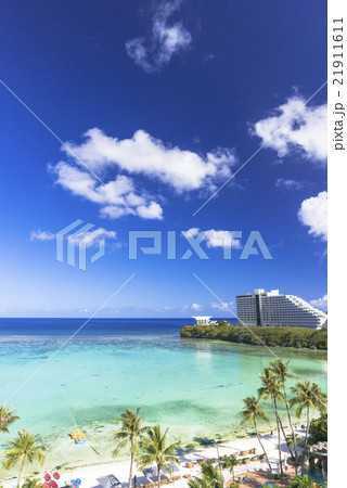 タモンビーチの海と雲 タモンビーチの海と雲 21911611