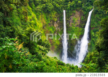 Tad Fan waterfall Tad Fan waterfall 21913503