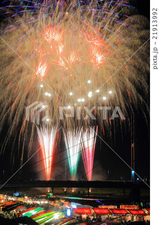 伊丹花火大会 兵庫県 伊丹市 の写真素材