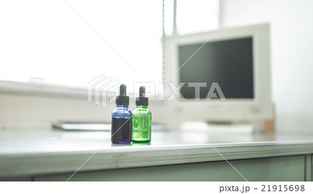 スポイト瓶 21915698