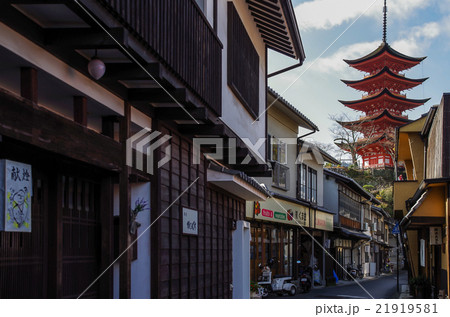 宮島 町家通りの写真素材