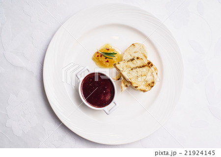 pate with toast 21924145