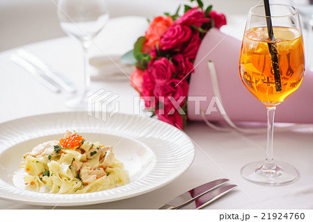 seafood pasta 21924760