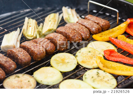 grilled kebab and vegetables 21926526