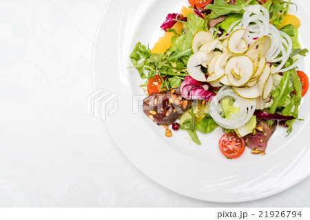 salad with meat 21926794