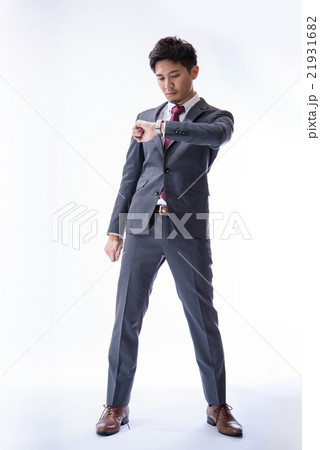 スーツの男性 21931682
