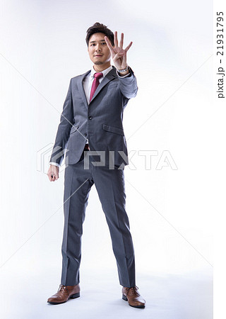 スーツの男性 21931795