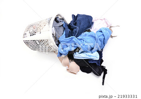 unwashed cloth in basket 21933331