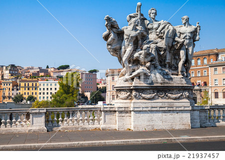Sculpture of Ponte Vittorio Emanuele II, Rome 21937457