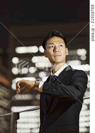 若いビジネスマン 21938768
