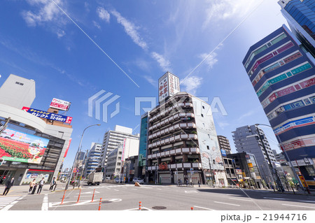 名古屋都市風景　大津通り　金山交差点 21944716