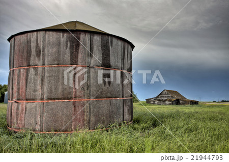 Abandoned Farm Abandoned Farm 21944793