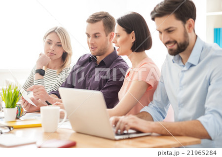 Smart creative team is working in office Smart creative team is working in office 21965284