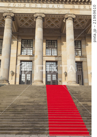 Concert hall at the Gendarmenmarkt, Berlin 21969610