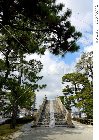 草加松原遊歩道の百代橋 9月 埼玉県草加市の写真素材