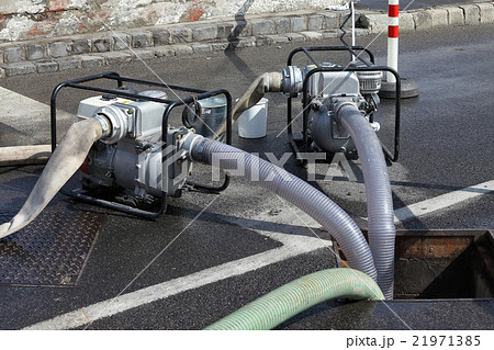 Water Pumping Water Pumping 21971385