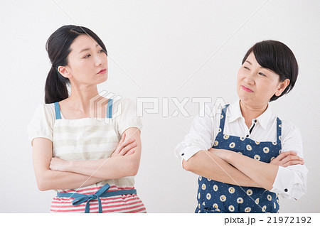 嫁姑の問題 21972192