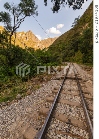 Railway track and Machu Picchu mountains, Peru 21974108