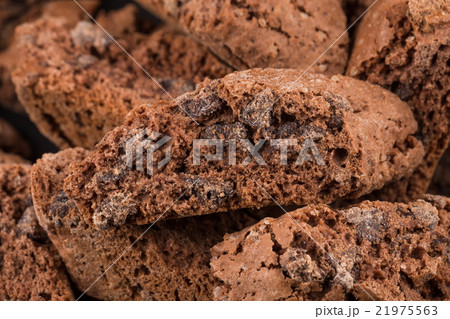 Cantucci with chocolate pieces Cantucci with chocolate pieces 21975563