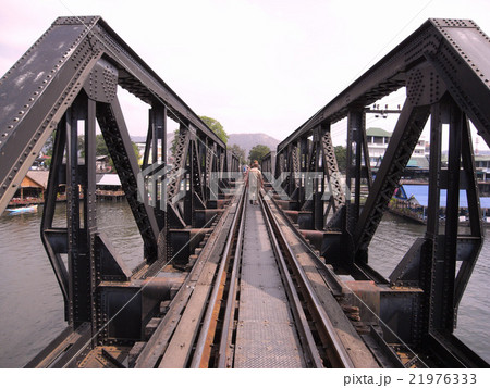 泰緬鉄道クワイ川駅近くの橋 泰緬鉄道クワイ川駅近くの橋 21976333