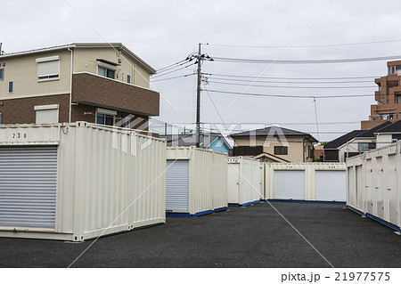 住宅街のレンタルコンテナ 21977575